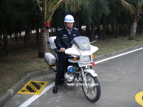 兩輪警用巡邏車人員巡邏時應(yīng)采取的措施